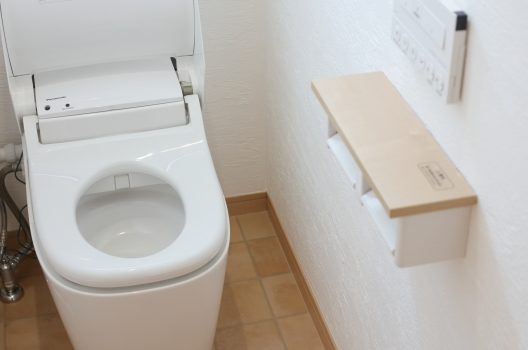 トイレに換気扇を導入する方法