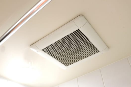 お風呂の換気扇｜交換のタイミング？５つのチェック～取り付け費用