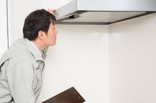 レンジフードや整流板は業者に相談しよう!